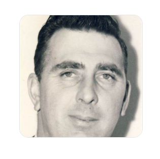 96-Year-Old Feeds Neighborhood Pets on Daily Bike Ride